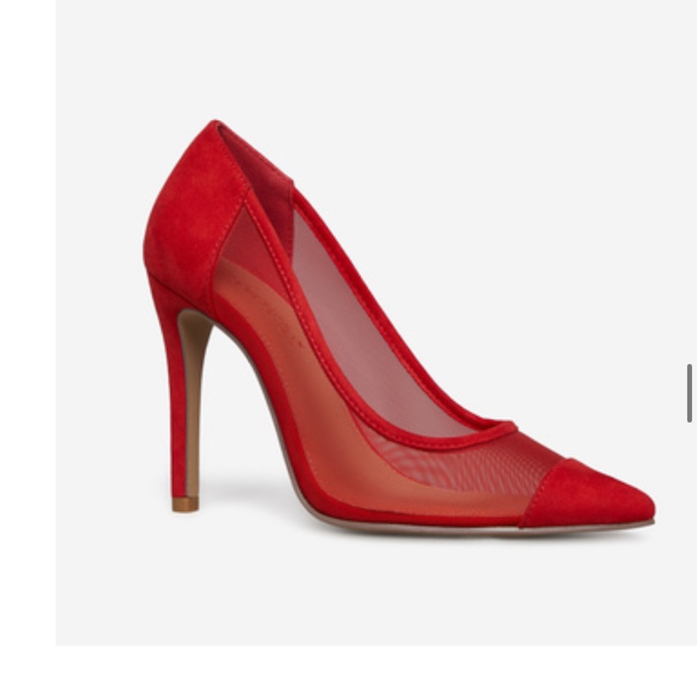 KIRKE POINTED-TOE PUMP